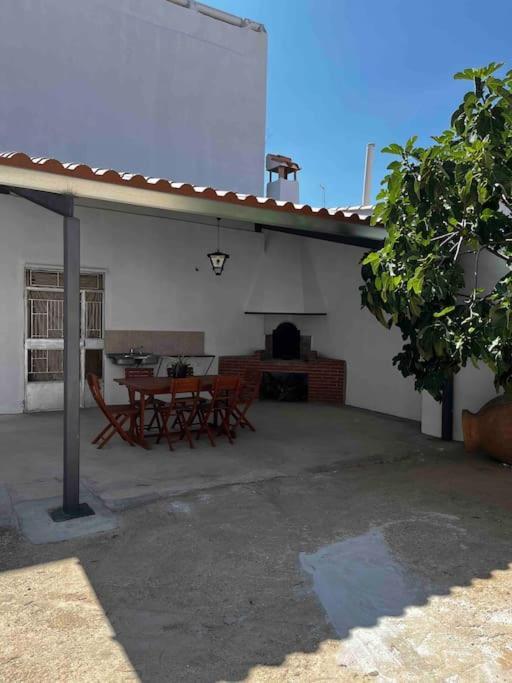 Agradable Casa Con Chimenea Interior Y Barbacoa. Villa Graja de Iniesta ภายนอก รูปภาพ